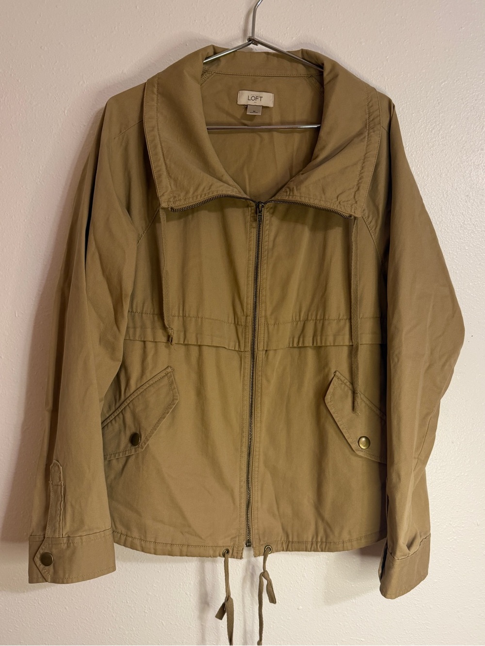 LOFT Women’s Medium Tan Khaki Utility Jacket Full Zip Drawstring Lightweight